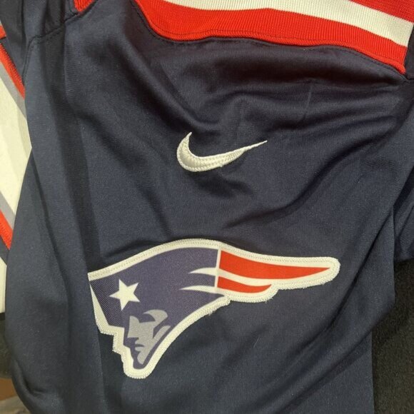 Nike On Field Patriots #10 Mac Jones XXL Navy Football Jersey - Picture 7 of 10